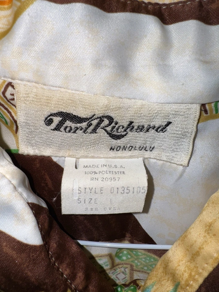 Camisa Honolulu manga curta multicolorida poliéster amarelo poliéster Vgte Tori Richards G - Imagem 3 de 4