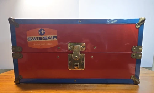 Vintage Red Doll Clothes Metal Case Trunk Closet Blue Trim Doll Barbie 15.5x8x8