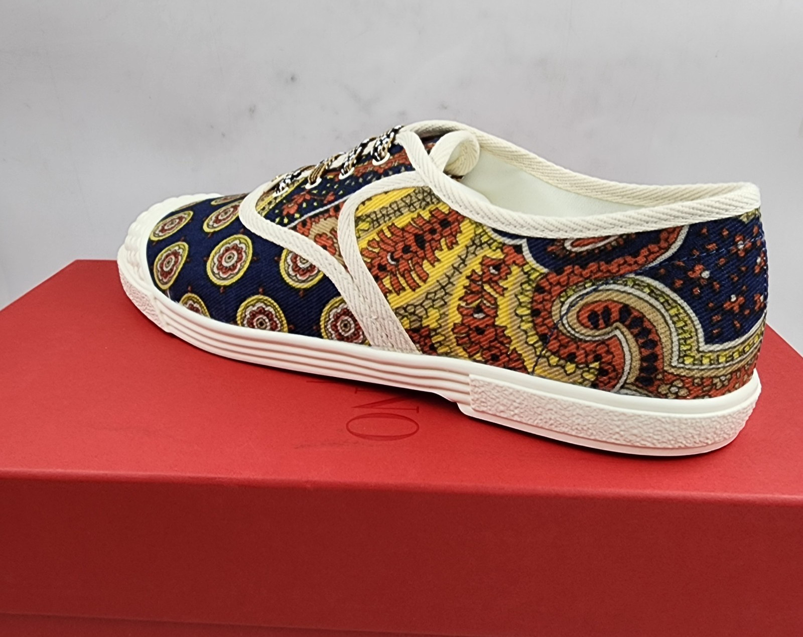 Valentino Garavani Bay by Bay Low Top Sneakers Men 41 Multicolor Lace Up Closure image 6