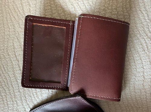 Billetera triple - Hecha en EE. UU. - BORGOÑA - CUERO SUAVE REAL, tarjeta de crédito, documento - Imagen 5 de 6