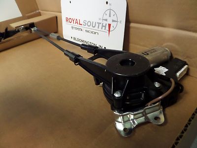 OEM Used Left Driver Side Power Sliding Door Motor Assembly For 2011-2020 Toyota Sienna – Genuine Toyota, 1-Month Warranty