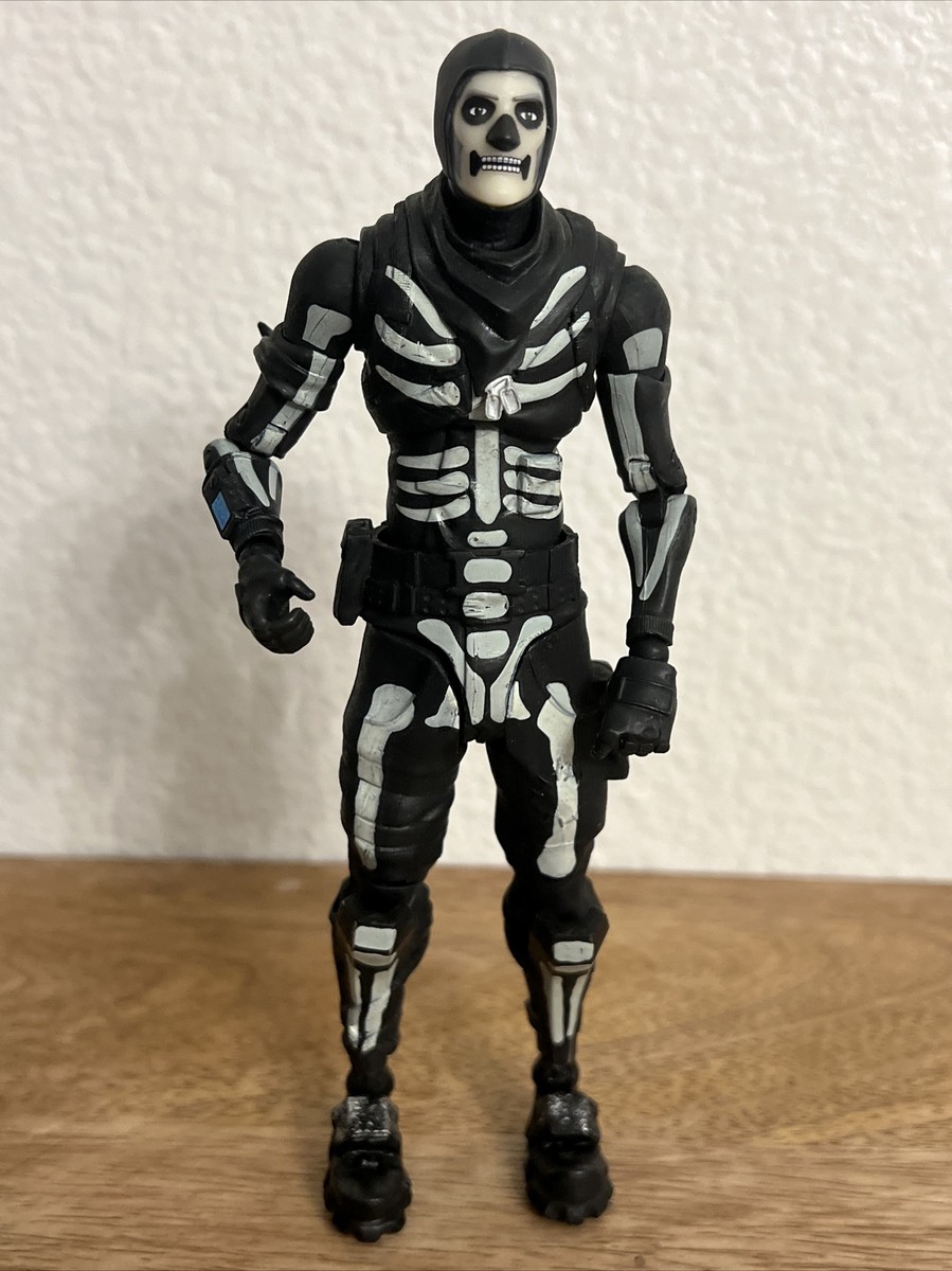 (未使用･未開封品)　Fortnite Skull Trooperプレミアムアクションフィギュア bt0tq1u Amazon.com: McFarlane Toys Fortnite Skull Trooper Premium