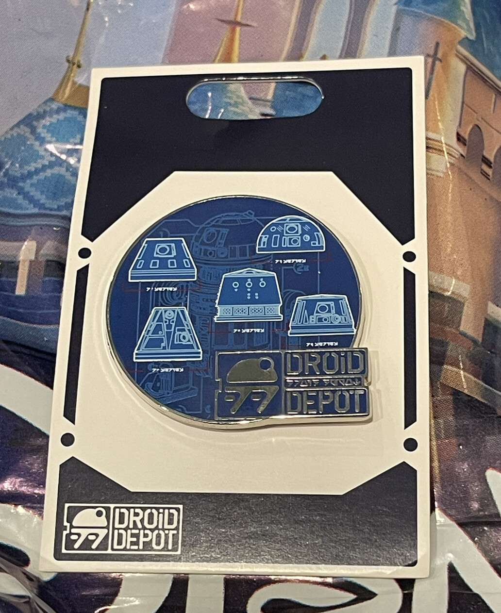 Disney Star Wars Droid Depot Droid Collage Family Pin OE Pin New In Hand
