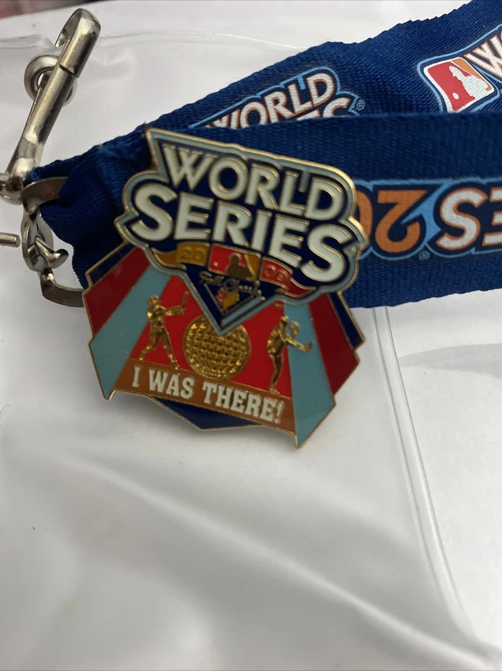 2009 WORLD SERIES NEW YORK YANKEES LANYARD & “I WAS THERE” EXCLUSIVE PIN ⚾️ - Image 3 of 4