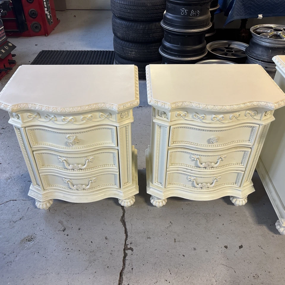 Limited Edition DISNEY Princess White Bedroom Furniture  - Image 2 of 4