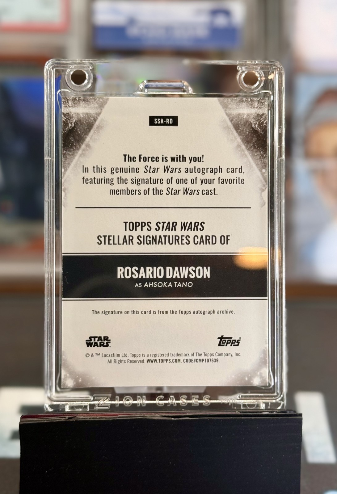 2025 Star Wars Smugglers Outpost Ahsoka Tano Stellar Blue/25 Auto Rosario Dawson view 2