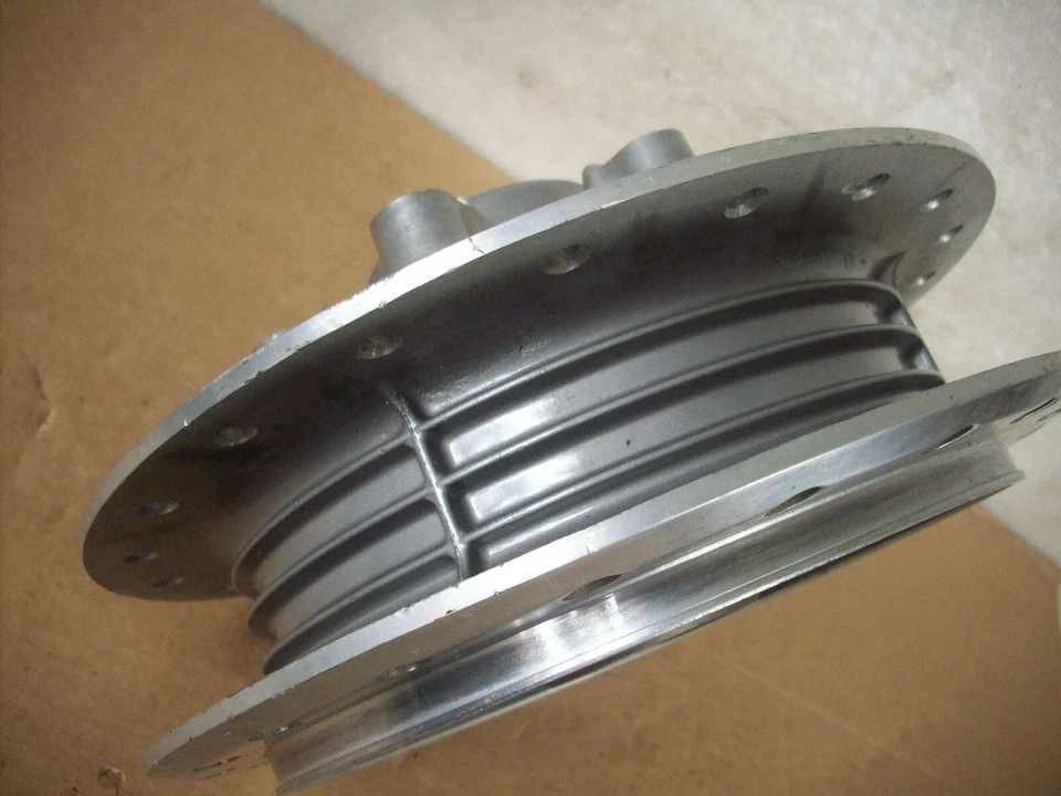 NUEVO buje de rueda trasera Honda GL1000 Goldwing 42601-371-305 genuino OEM Foto 3 de 3