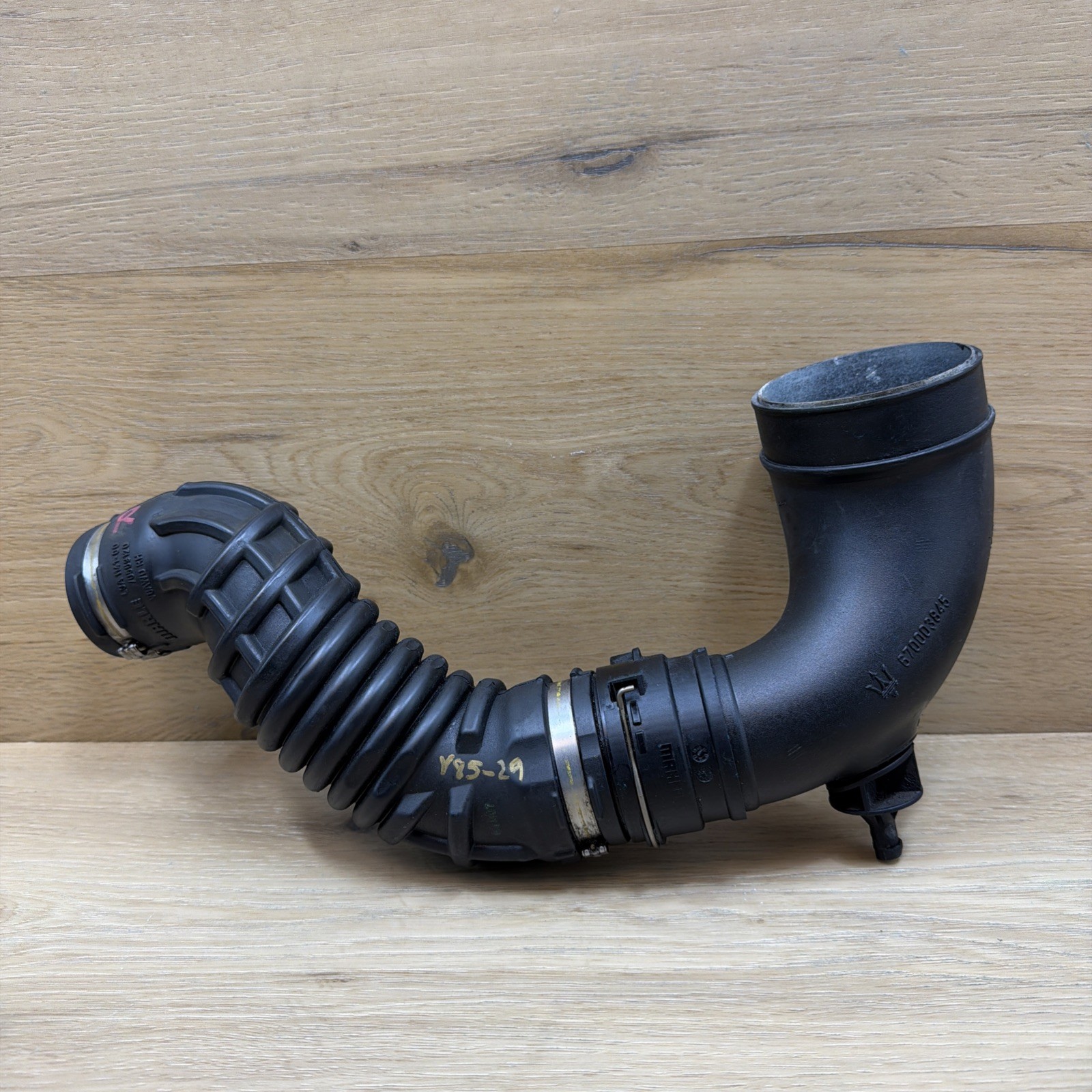 🟢2014-2020 Maserati Quattroporte S Q4 Right Side Air Intake Cleaner Hose Pipe🟢