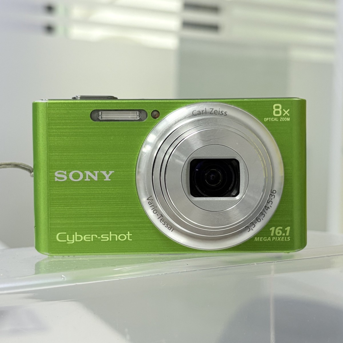 ソニー　サイバーショット　DSC-W730 SONY Cyber-shot DSC-W730 16.1MP CCD Vintage Digital Camera -Green