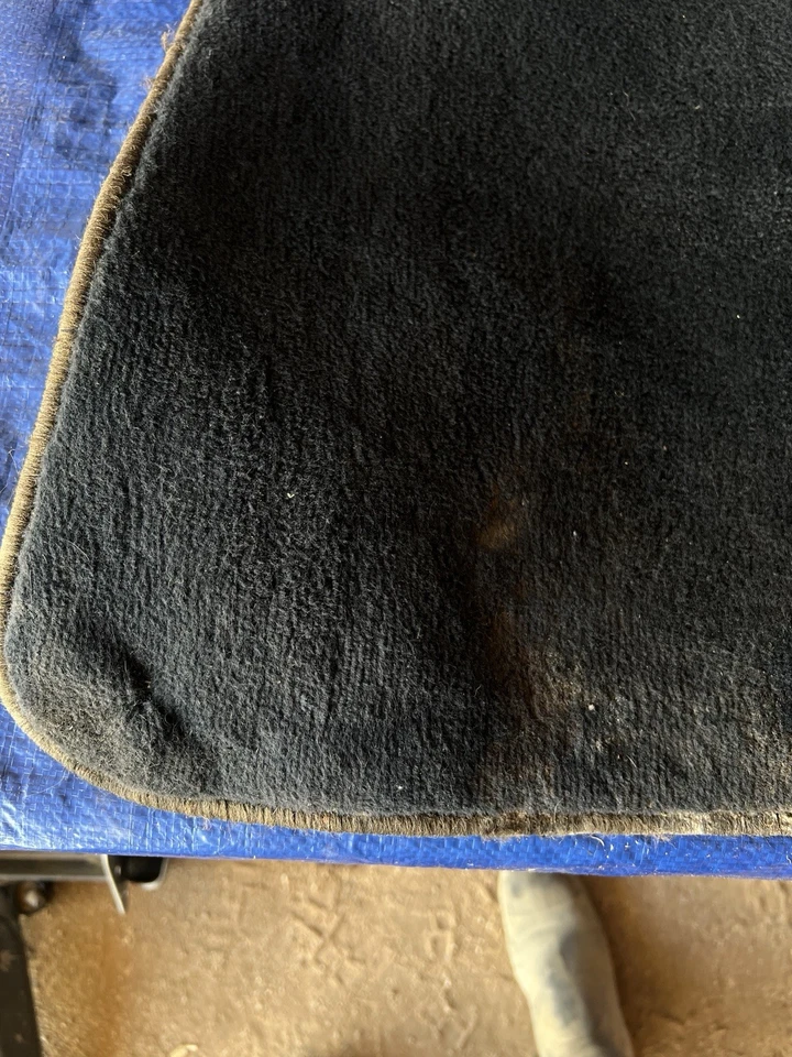 Alfombrillas BMW E34 1990 89-95 negras 525i, 530i, 535i, 540i, M5 Foto 3 de 4