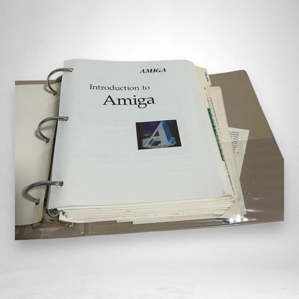 1985 Commodore Amiga User Guides Binder Introduction Basic Textcraft Graphicraft - Image 3 of 4