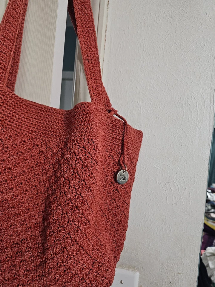 Bolso de hombro The Sak tejido a mano Foto 3 de 4