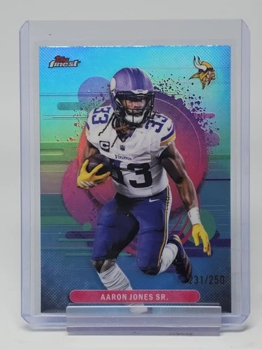 AARON JONES SR. 2025 TOPPS FINEST UNCOMMON SKY BLUE /250 #159 VIKINGS Q3420