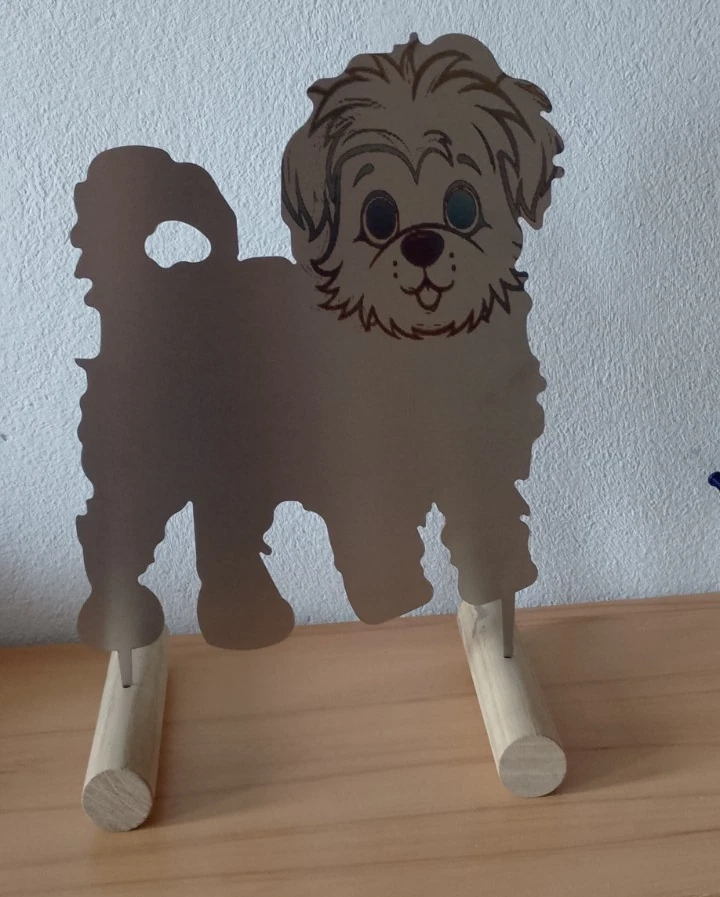 Ein Hund Mit Krone Acryl Gartenstecker Innen Und Au Produktbild-Vorschau 5