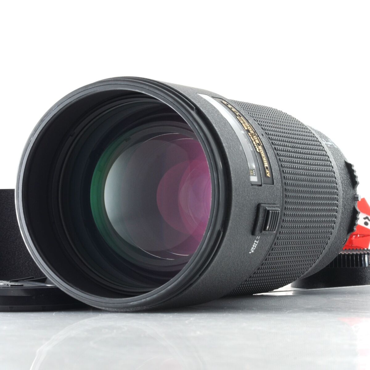 Nikon AF Nikkor 80-200mm f/2.8D ED Telephoto Zoom Lens from Nikon AF Nikkor 80-200mm f/2.8D ED Telephoto Zoom Lens from