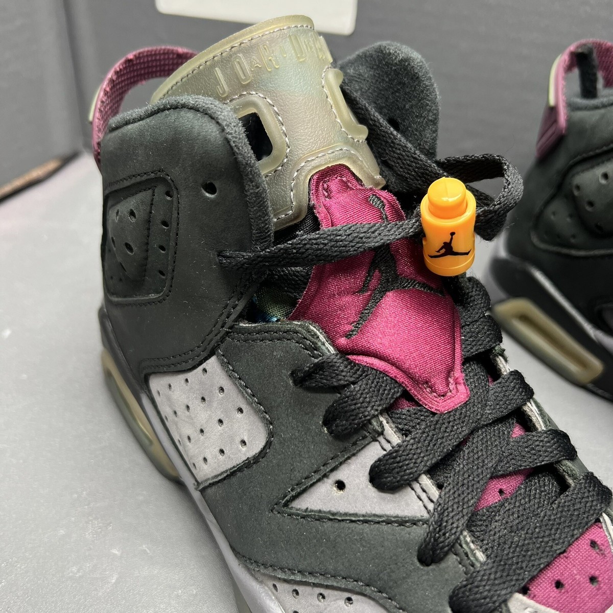 Nike Air Jordan 6 VI Retro Bordeaux 384665-063 Youth Sz 4Y Women Sz 5.5 Preowned Nike Jordan 6 Retro Bordeaux 384665-063 Youth 4Y / Womens 6  main image 2