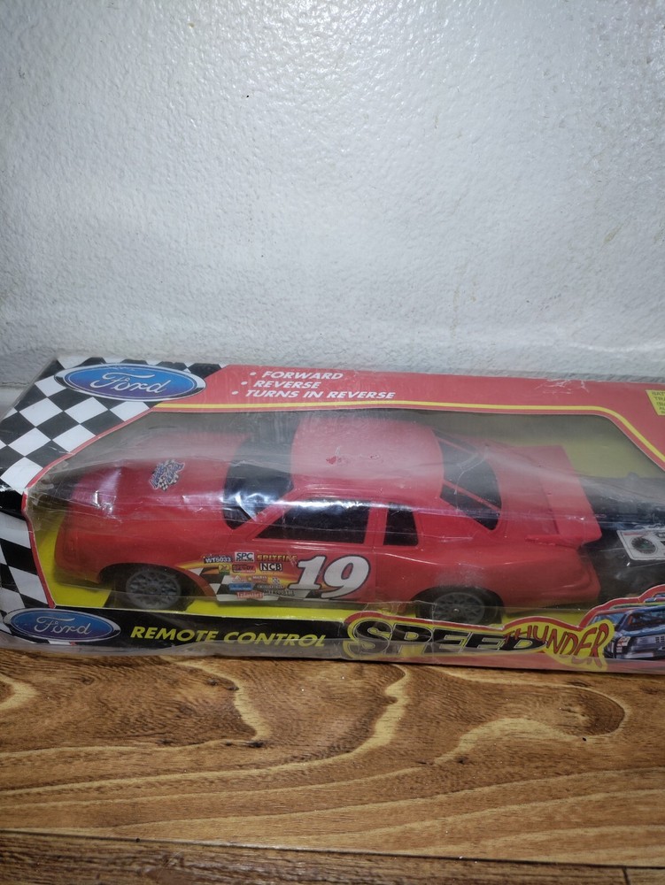1999 Ez-Tec Ford Remote Control Speed Thunder 'Spitfire Automobile #19