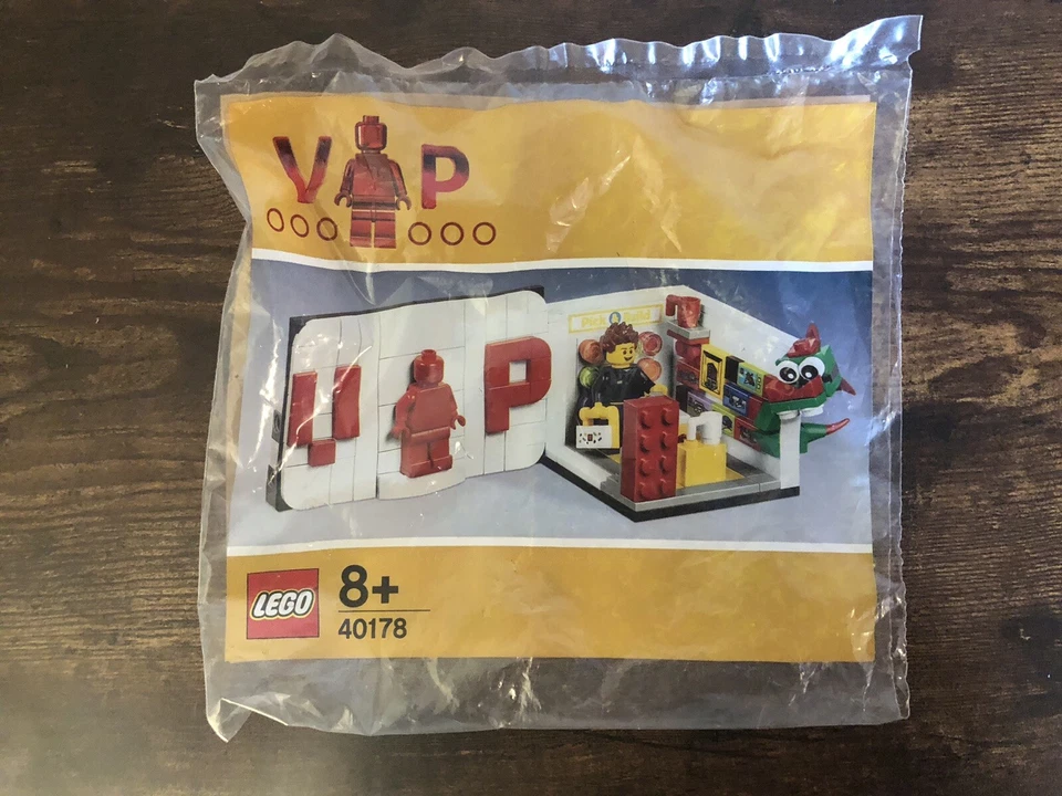 LEGO 40178 Iconic VIP Set, photo 4 of 5