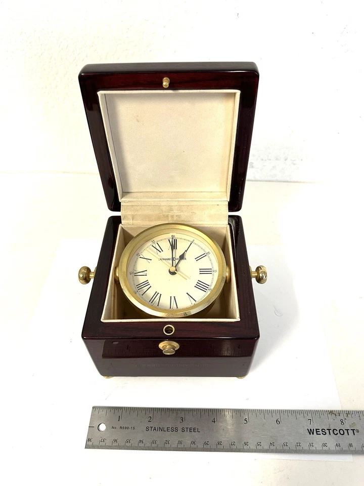 Promocional - Reloj de escritorio Howard Miller Box en estuche de palo de rosa Foto 4 de 4