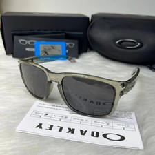 Oakley Holbrook Sunglasses Grey Smoke Frame Polarized Black Lens UV400 New