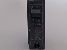 THQL1115 - new style - GE Plug-In Circuit Breaker 15 Amp 240V 1P 15A