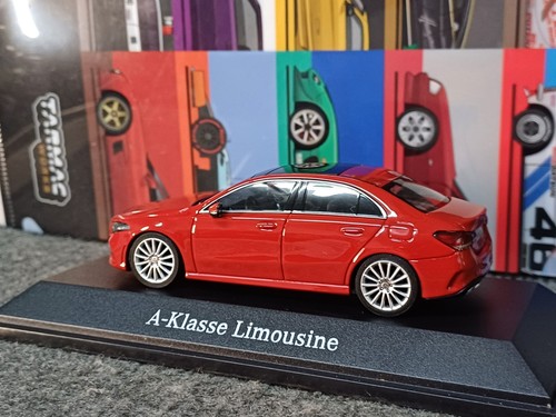 1/43 Herpa Mercedes Benz A-Class Sedan V177 diecast Red - Picture 2 of 5