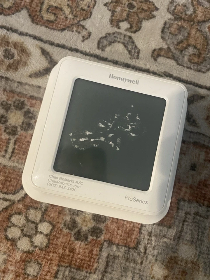 Termostato programável Honeywell Lyric T6 Pro Wi-Fi branco TH6220WF2006 - Imagem 2 de 4