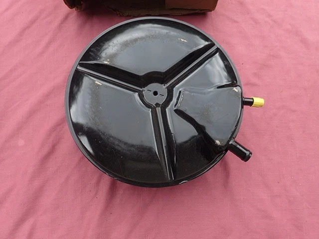 Limpiador de aire de baño de aceite International Harvester de colección, ¡NUEVO DE STOCK! Respirador IH, Scout Foto 2 de 4