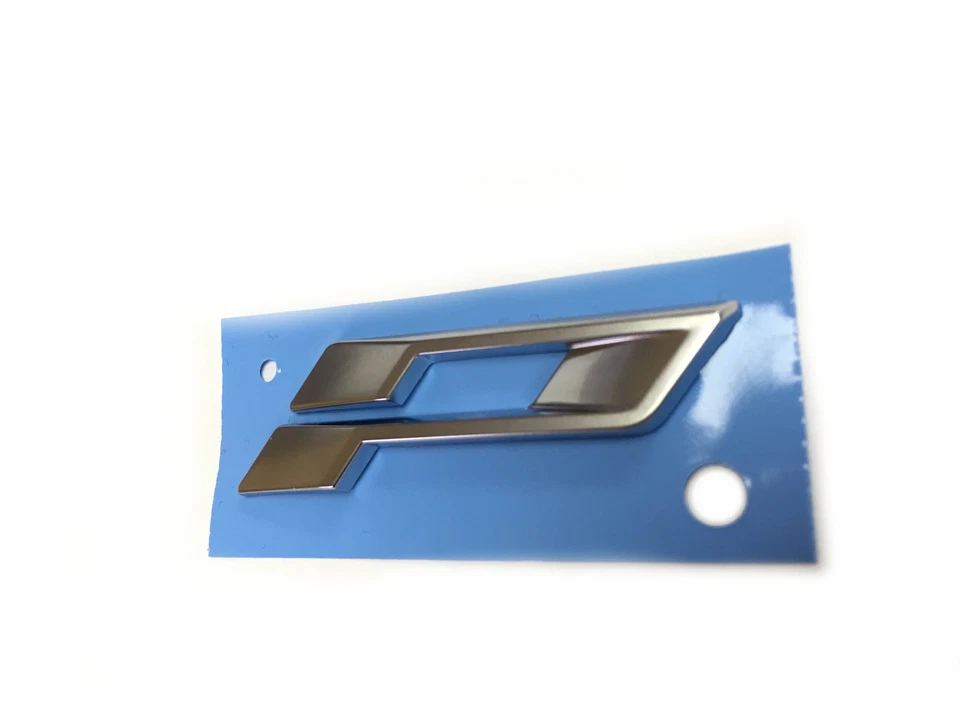 Cadillac ESV XTS "Platinum" P Emblem Decal Sticker Chrome New OEM - Изображение 2 из 3