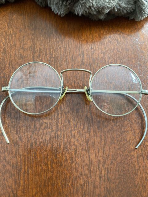 vintage round reading glasses