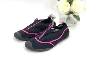 womens water shoes size 12