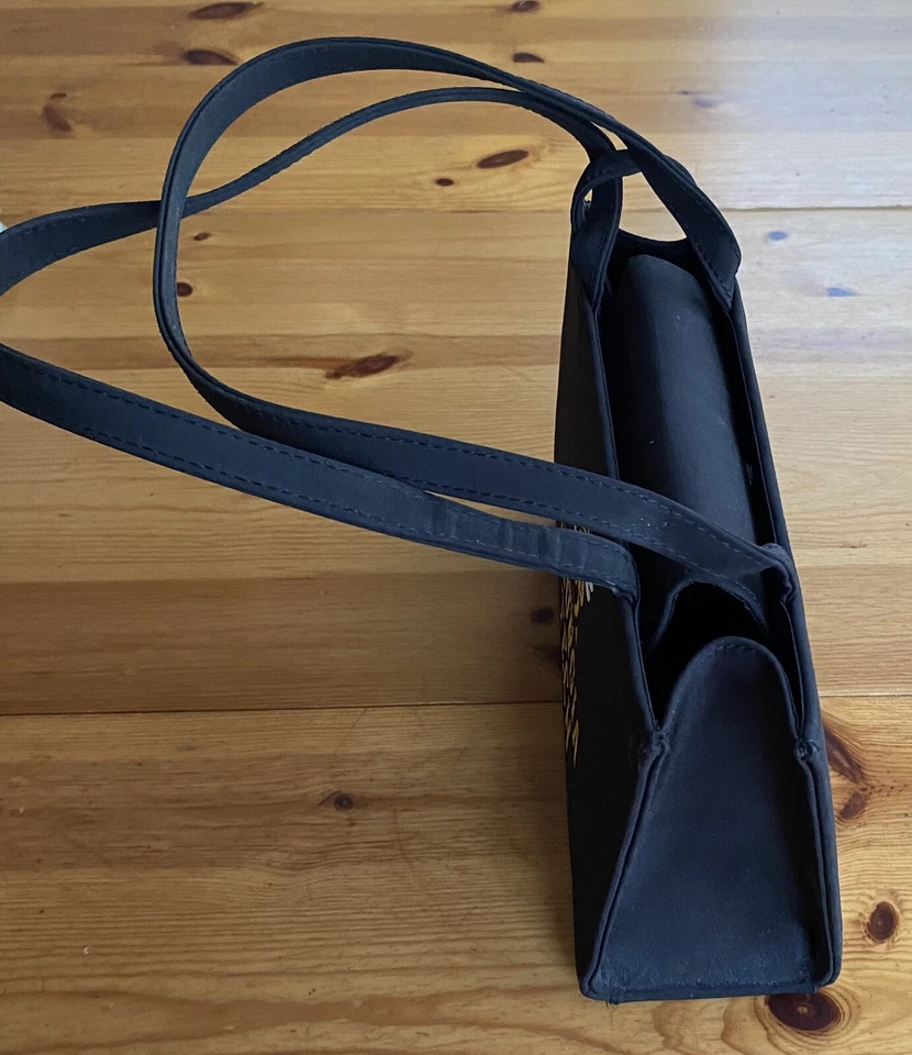 Сумочка GEORGIA TECH желтые куртки черный и золотой Дамская сумка EXC Con + солнцезащитные очки чехол - Изображение 4 из 4