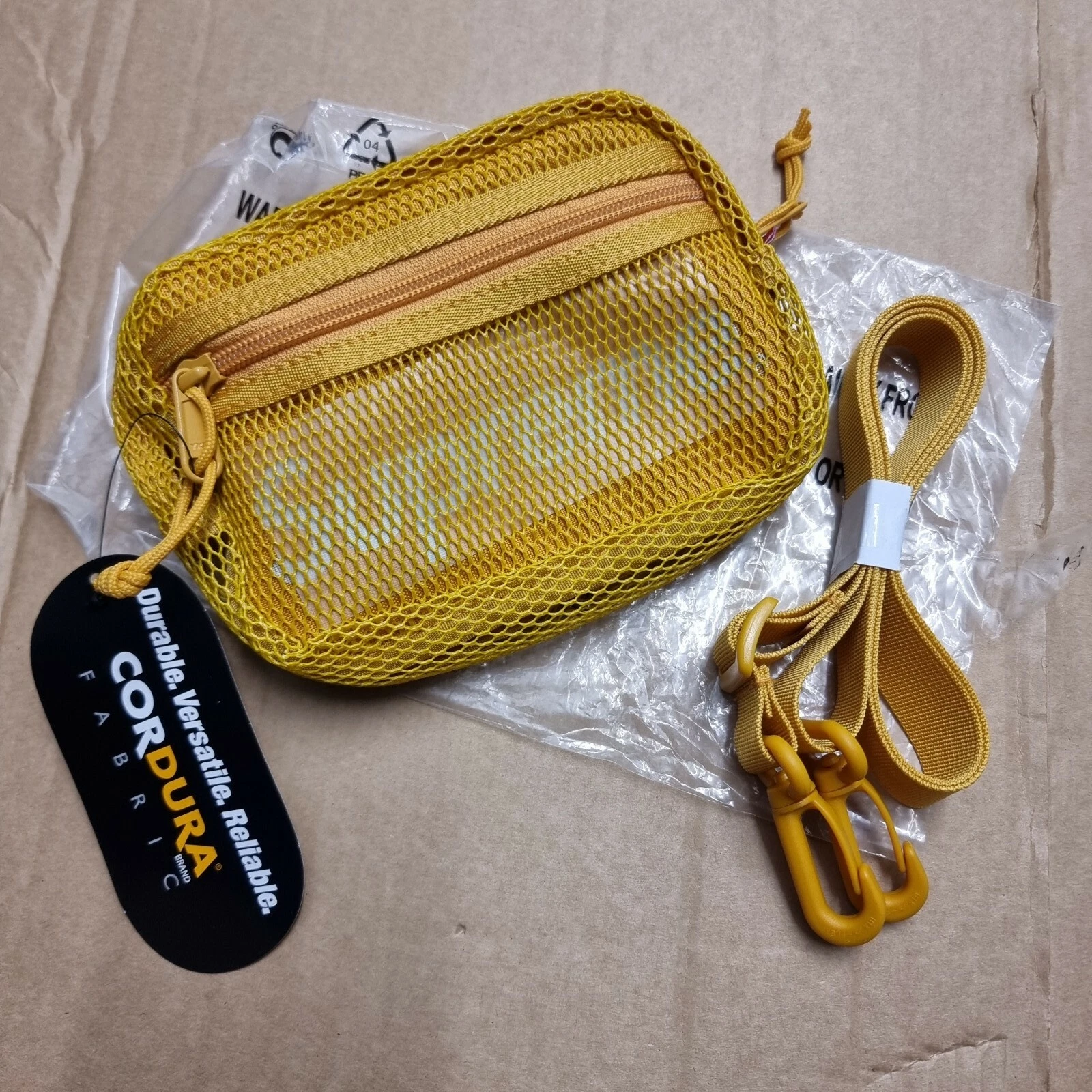 Supreme Cordura petit sac latéral en maille or texte réfléchissant SS20   100 % authentique