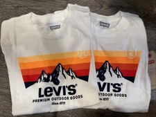 Levi Unisex White Short Sleeve Shirt Size SMALL 8-10 yrs NWT