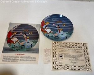 Vintage Knowles Disney Snow White & The Seven Dwarfs Collector Plate IOB