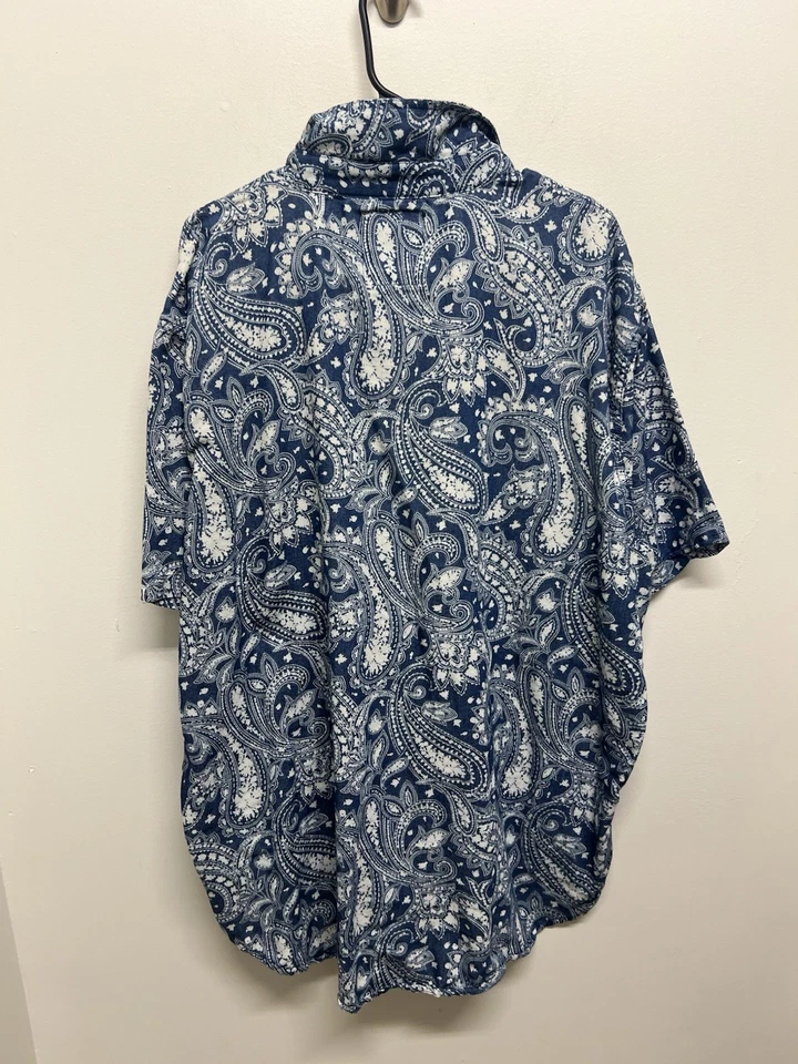 Vtg Y2K Akademiks Big Mens Blue Paisley Print Short Sleeve Button Up Sz 4X - Image 3 of 4
