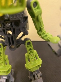 LEGO Bionicle - 8944  Matoran Tanma COMPLETE - 2008 Retired