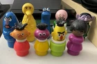 9 People From The Sesame Street Vintage Little People Playset