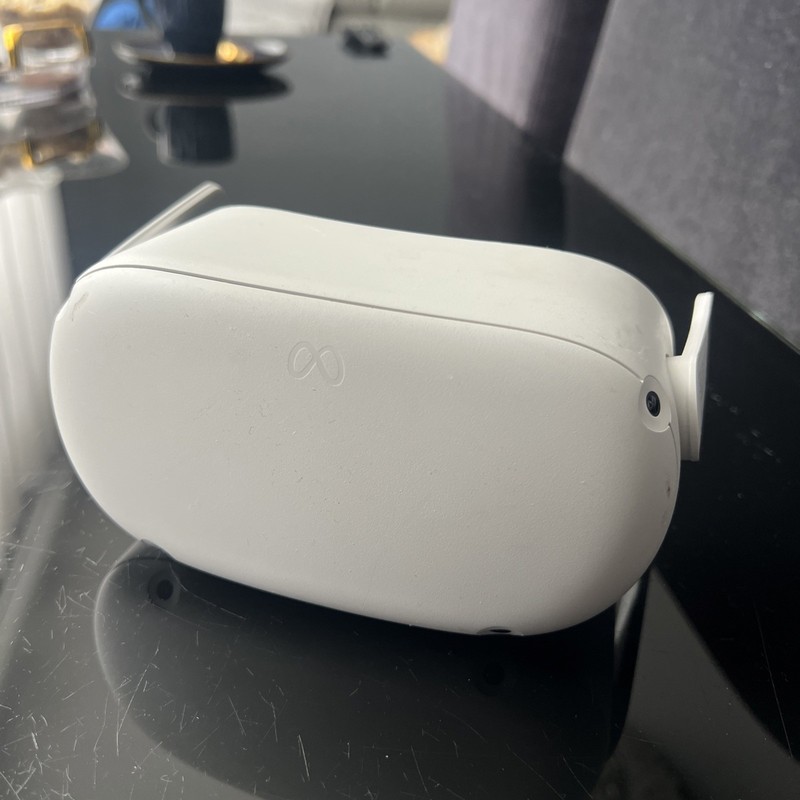 Oculus Quest 2 VR Headset 128GB Meta Unit Only No Controllers No Strap