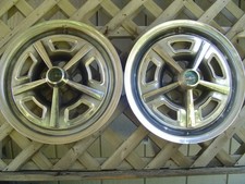 Vintage 1967 67 1968 68 Ford Thunderbird T Bird Hubcaps Wheel Covers Center Caps