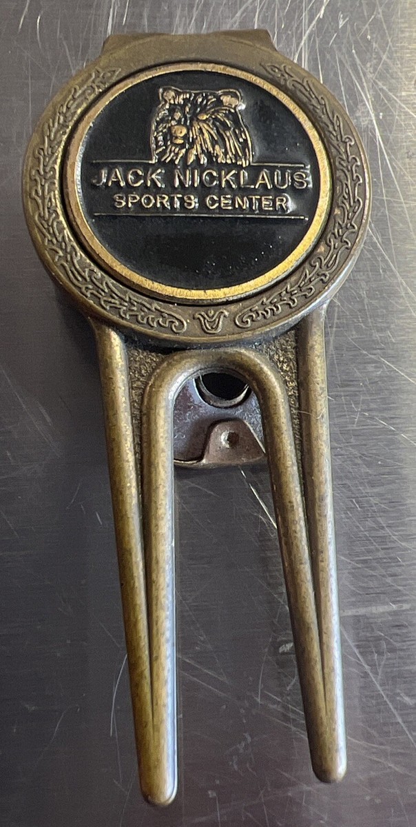 VINTAGE BRASS NICKLAUS SPORTS CENTER GOLF DIVOT TOOL REPAIR CLIP