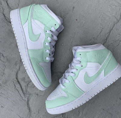 mint green jordan 1