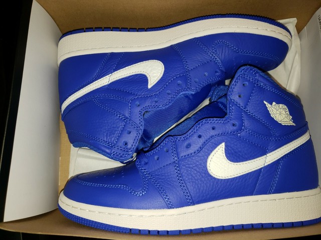 jordan 1 retro high zip black hyper royal