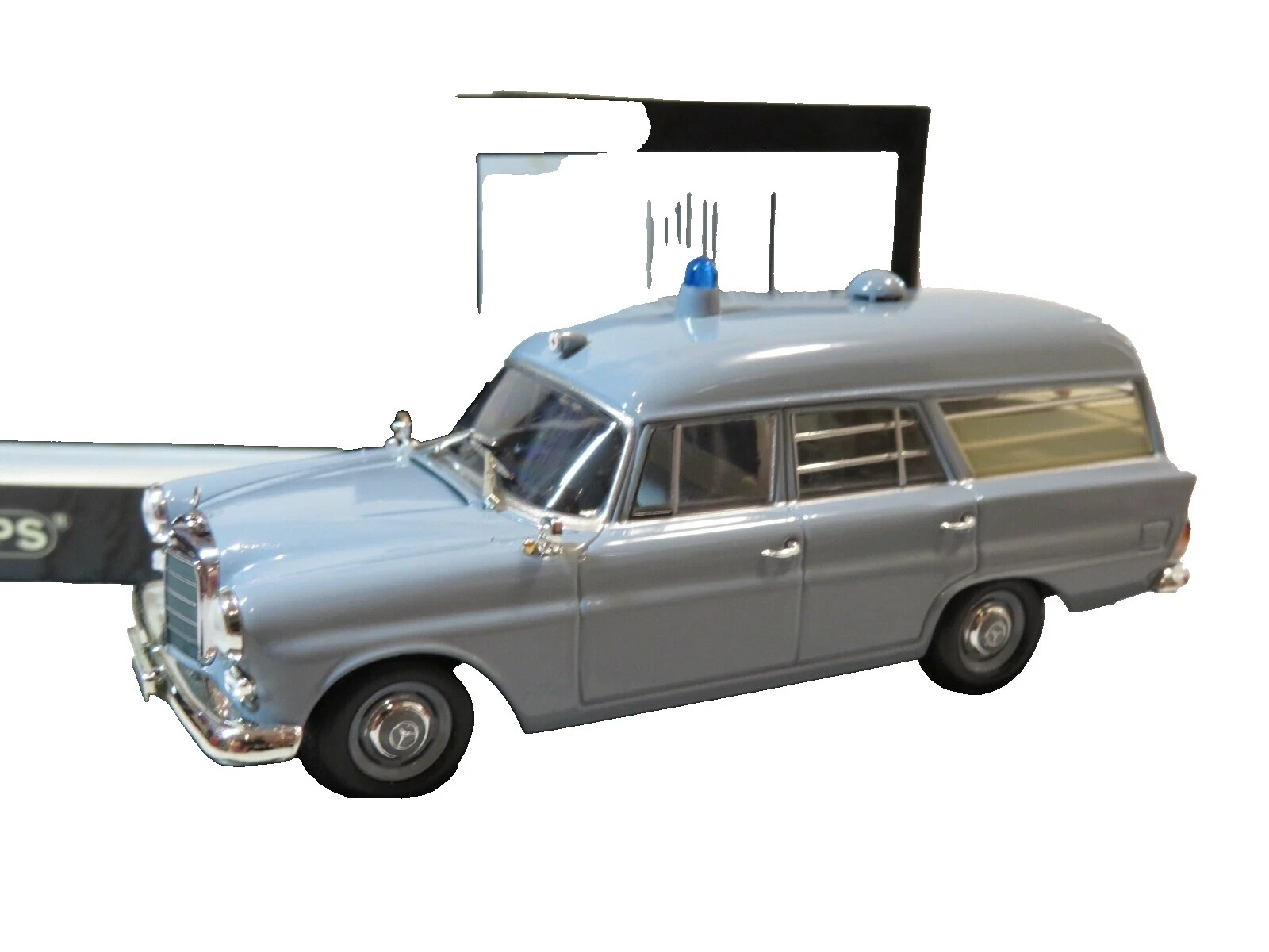 MINICHAMPS Mercedes-Benz Diecast & Toy Ambulances