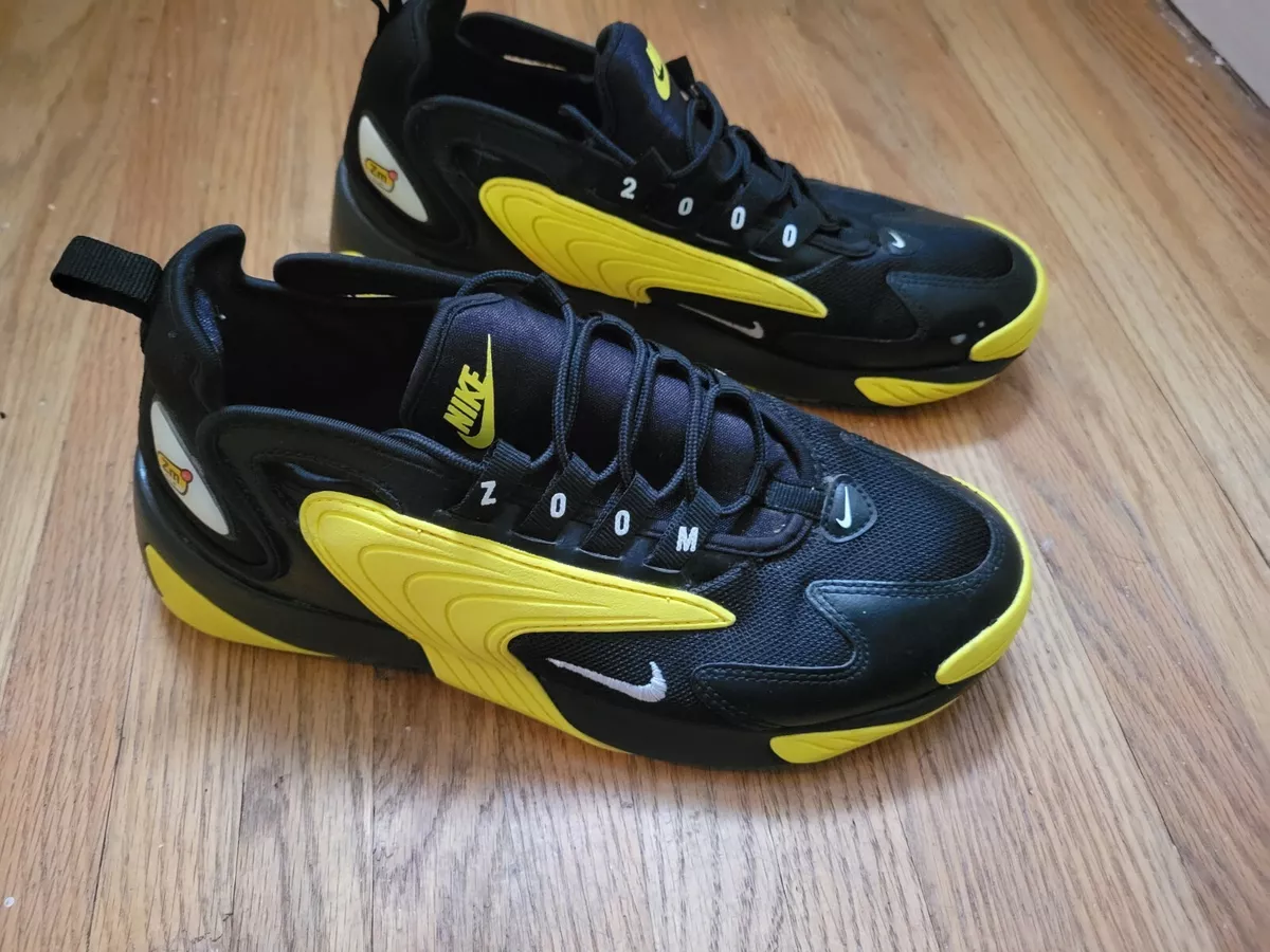 Chaussures baskets Nike Air A00269 006 zoom 2K homme taille 7 noir jaune