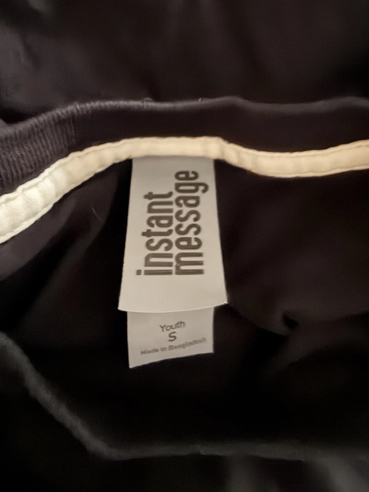 Niños - Hot Wheels - Camiseta Gráfica Árbol de Navidad Manga Larga Juvenil Pequeña Foto 4 de 4