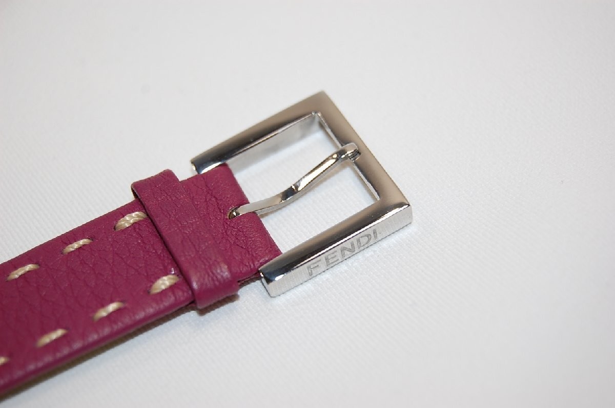 Fendi 5200L Women's Quartz Watch Purple Dial Leather Strap Used thumbnail 4