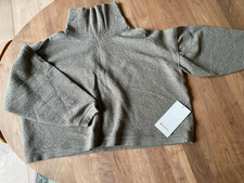 authentic LULULEMON pullover  TOP  size M-L  BNWT rrp £118