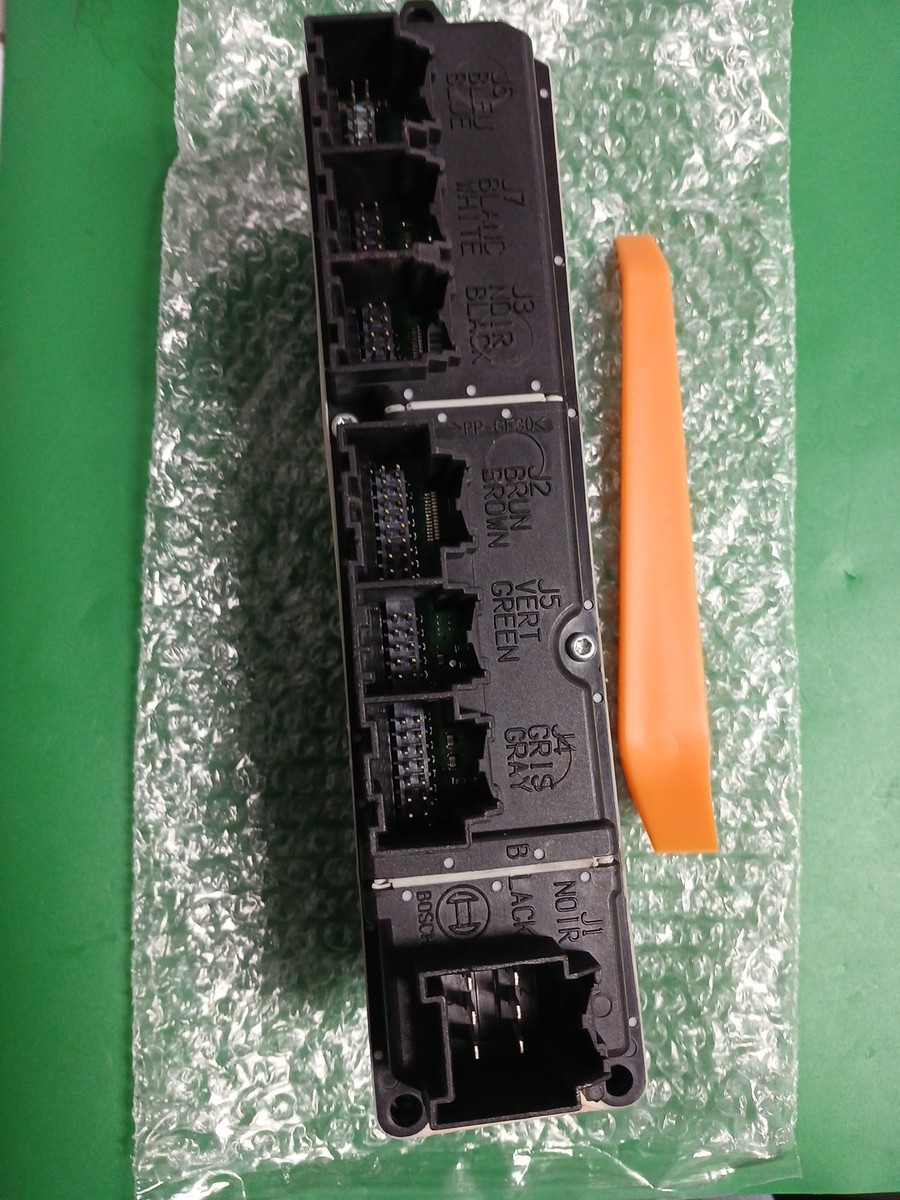 OEM Bosch 20835553AC Master Left Side Window Switch Door Lock. NOS