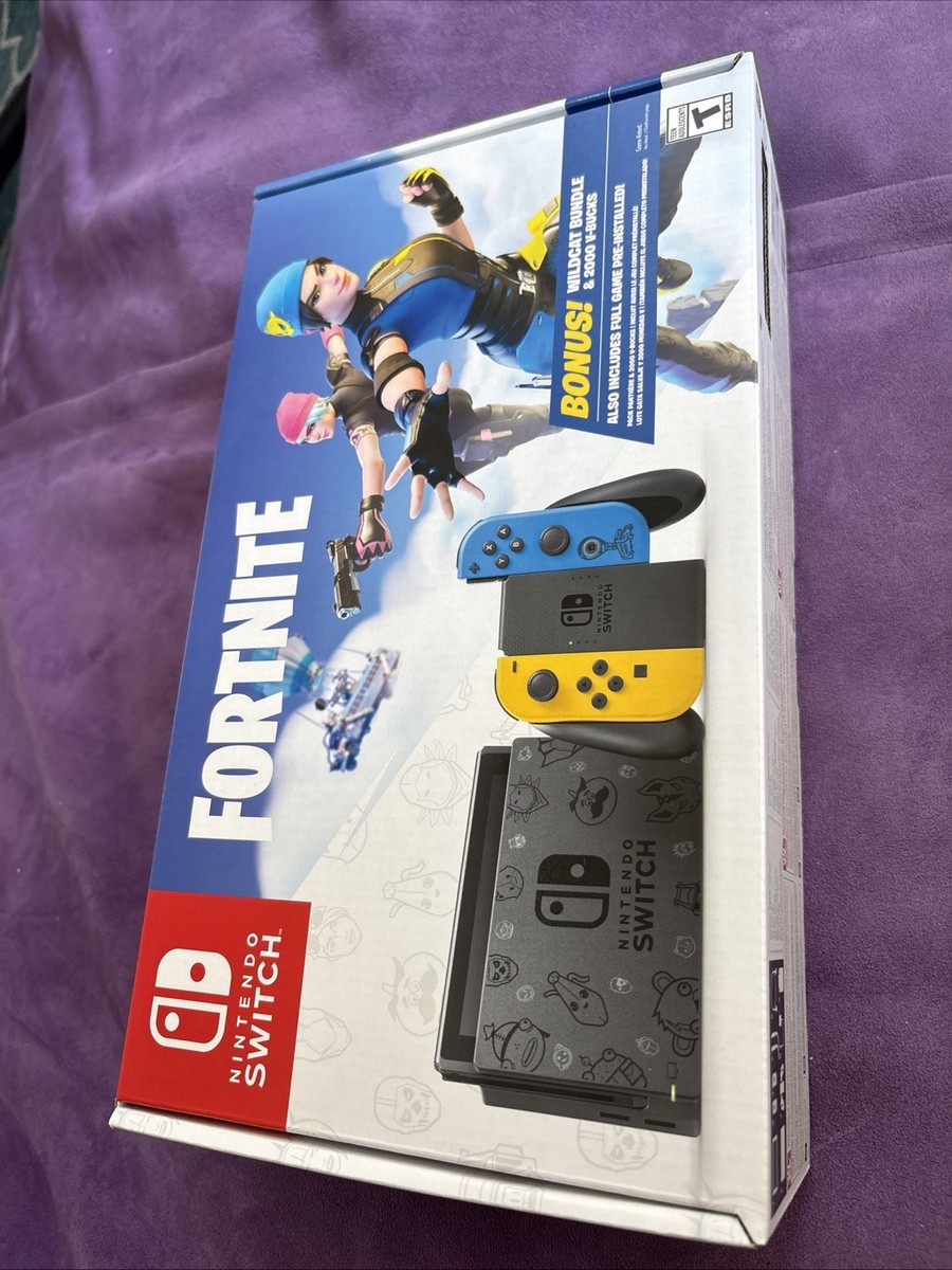 Nintendo Switch Fortnite US Edition Wildcat Bundle w/ Game +2000 V